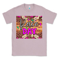 Lilac race day Classic Tee - JahusDesignShop