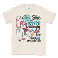 Natural she works willingly with her hands Classic Tee - MaliasSmallBusiness