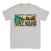 Moon Dust he knows my name isaiah 43 1 Classic Tee - NancyCooperArtShop