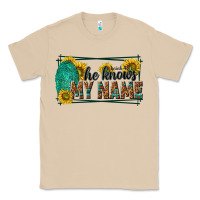 Mushroom he knows my name isaiah 43 1 Classic Tee - NancyCooperArtShop