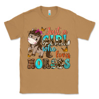 Toasted Coconut just a girl who loves horses Classic Tee - NancyCooperArtShop