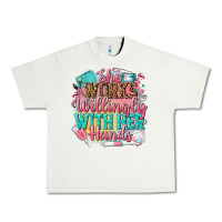 Pistachio she works willingly with her hands Urban Heavy Tee - NancyCooperArtShop