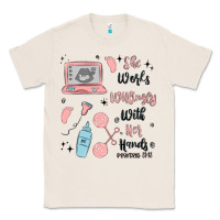 Natural she works willingly with her hands Classic Tee - MaliasSmallBusiness