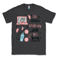 Smoke she works willingly with her hands Classic Tee - MaliasSmallBusiness