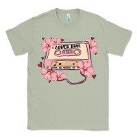 Matcha lover babe valentines day Classic Tee - MaliasSmallBusiness
