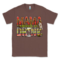 Chestnut mama needs a drink Classic Tee - NancyCooperArtShop
