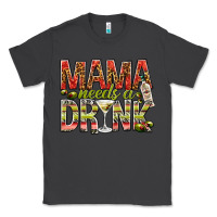 Smoke mama needs a drink Classic Tee - NancyCooperArtShop