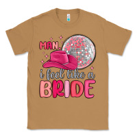 Toasted Coconut man i feel like a bride Classic Tee - MaliasSmallBusiness
