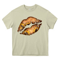 Mossy Western Sunflower Lips Heavy Core Tee - Bettercallsaul