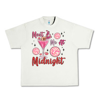 Pistachio meet me at midnight Urban Heavy Tee - MaliasSmallBusiness