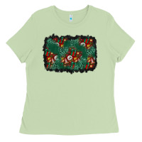 Matcha christmas gift box and leopard background Ladies Tee - BundleAndBundleShop