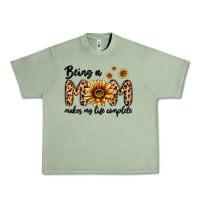 Oil Green being a mom makes my life complete Urban Heavy Tee - MaliasSmallBusiness