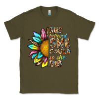 Army Green she believed she could so she did Classic Tee - NancyCooperArtShop