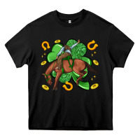 Black cowboy with shamrock Heavy Core Tee - Artiststas