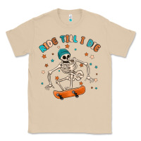 Mushroom ride till i die Classic Tee - MaliasSmallBusiness