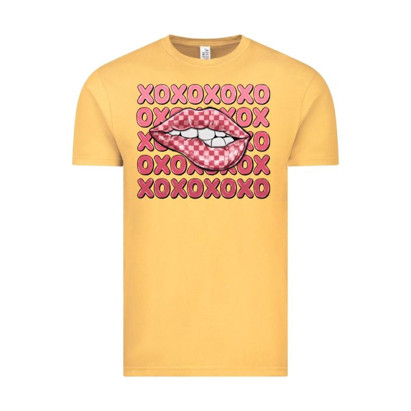 Xoxo Checker Lips Vintage Tee by MaliasSmallBusiness | Teevron