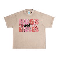 French Oak hugs and kisses Urban Heavy Tee - MaliasSmallBusiness