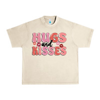 Sandshell hugs and kisses Urban Heavy Tee - MaliasSmallBusiness