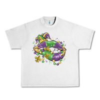 Lunar Rock mardi gras lips Urban Heavy Tee - MaliasSmallBusiness