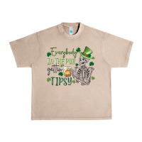 French Oak everybody in the pub gettin' tipsy Urban Heavy Tee - MaliasSmallBusiness