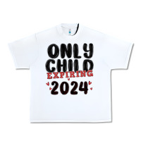 Only Child Expiring 2024 Urban Heavy Tee | Teevron