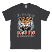 Smoke the heavens are roaring tiger Classic Tee - MaliasSmallBusiness