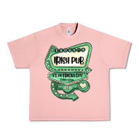 Salmon st patricks day ırısh pub Urban Heavy Tee - MaliasSmallBusiness
