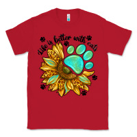 Red life is better with cats Classic Tee - NancyCooperArtShop