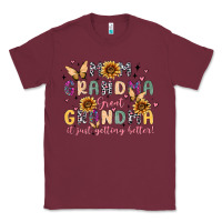 Burgundy mom grandma great grandma it just keeps getting be Classic Tee - MaliasSmallBusiness