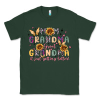 Sports Green mom grandma great grandma it just keeps getting be Classic Tee - MaliasSmallBusiness