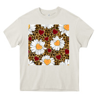 Cream valentines day daisy and leopard seamless pattern Heavy Core Tee - BundleAndBundleShop