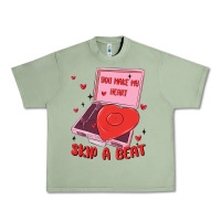 Oil Green heart record player Urban Heavy Tee - MaliasSmallBusiness