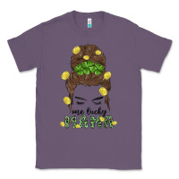 Lavender one lucky mama Classic Tee - MaliasSmallBusiness