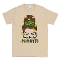 Mushroom one lucky mama Classic Tee - MaliasSmallBusiness