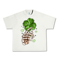 Pistachio skeleton hand with shamrock st patrick s day Urban Heavy Tee - MaliasSmallBusiness