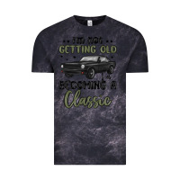 Cloud Black i m not getting old i m becoming a classic Vintage Tee - MaliasSmallBusiness