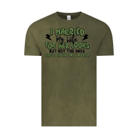 Vintage Olive i married my wife for her looks Vintage Tee - MaliasSmallBusiness
