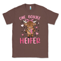 Chestnut one boujee heifer Classic Tee - MaliasSmallBusiness