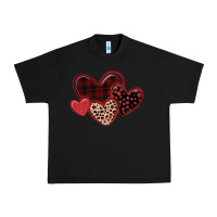 Black leopard hearts Urban Heavy Tee - MaliasSmallBusiness