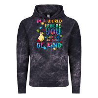 Cloud Black in a world where you can be anything Vintage Hoodie - MaliasSmallBusiness