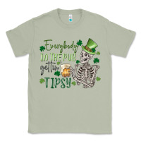 Matcha everybody in the pub gettin' tipsy Classic Tee - MaliasSmallBusiness
