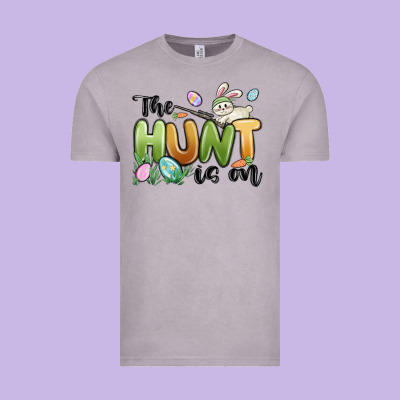 The Hunt Is On Vintage Tee Designed By Maliassmallbusiness
