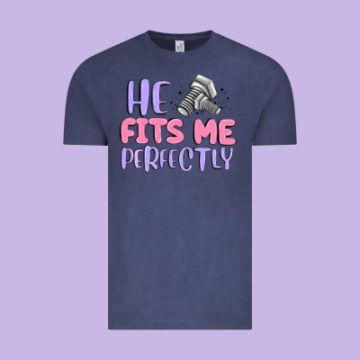 He Fits Me Perfectly Vintage Tee Designed By Maliassmallbusiness