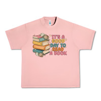 Salmon it's a good day to read a book Urban Heavy Tee - MaliasSmallBusiness