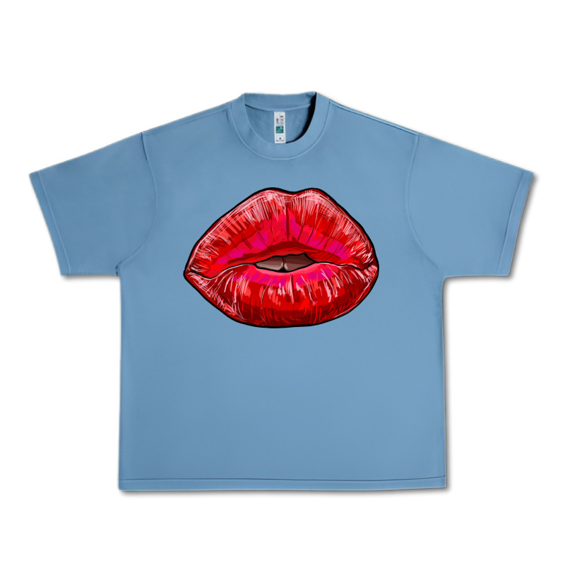 Kiss Urban Heavy Tee by AdoDesignShop | Teevron
