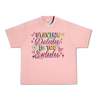 Salmon staying delulu is the solulu Urban Heavy Tee - MaliasSmallBusiness