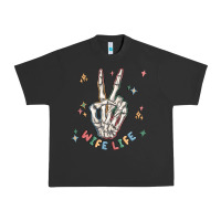 Pigment Black wife life Urban Heavy Tee - MaliasSmallBusiness