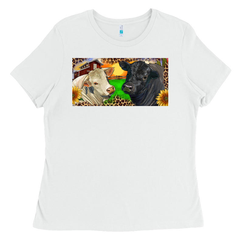 Charolais Bull And Black Angus Bull With Farm Ladies Tee by RanaPortraitStore | Teevron