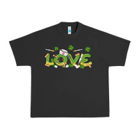 Pigment Black st patricks love nurse Urban Heavy Tee - MaliasSmallBusiness