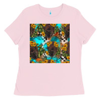 Bubblegum Pink western bison and sunflowers seamless pattern Ladies Tee - HRA Design Shop